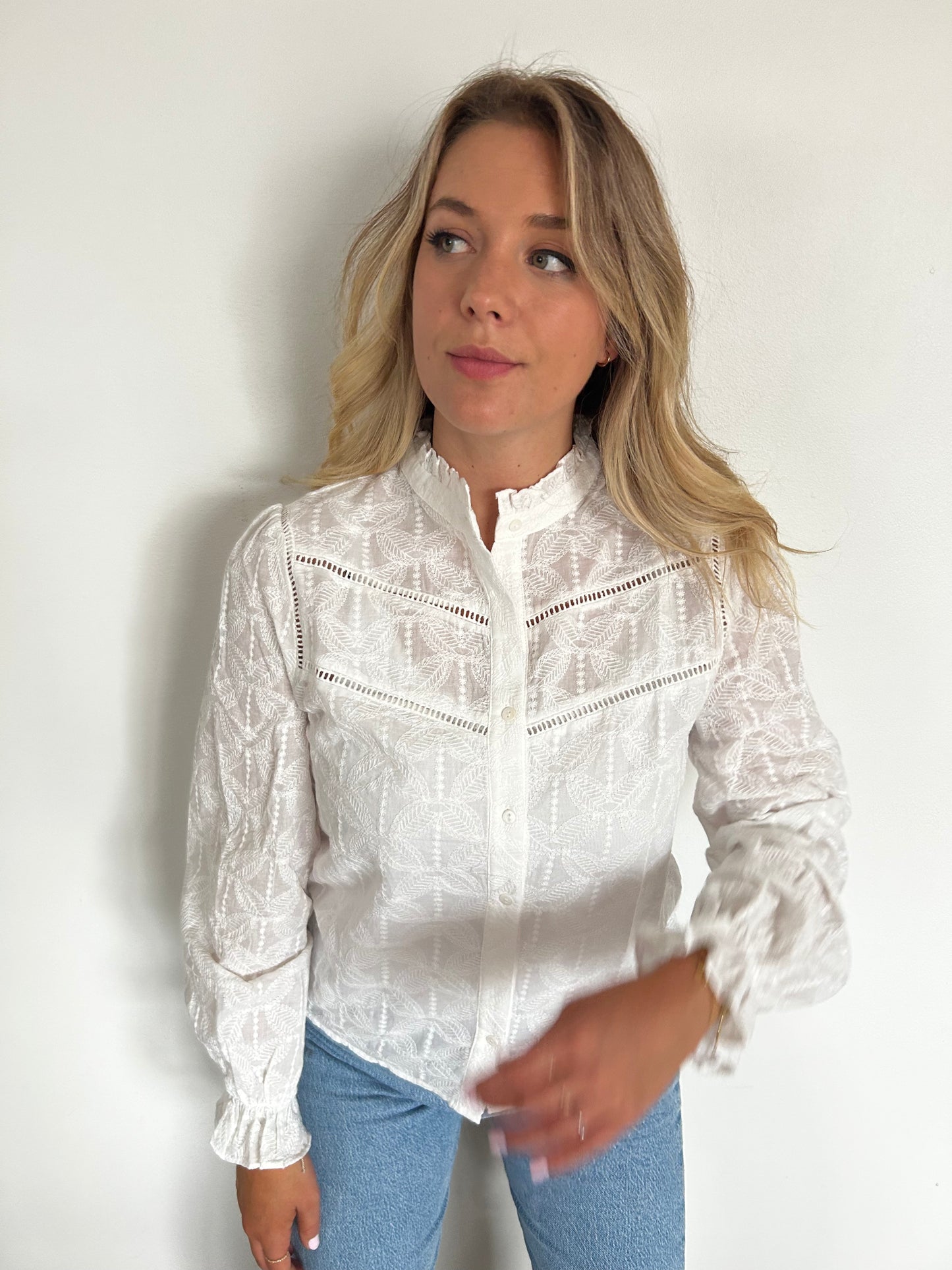 White Odessa embroidery shirt