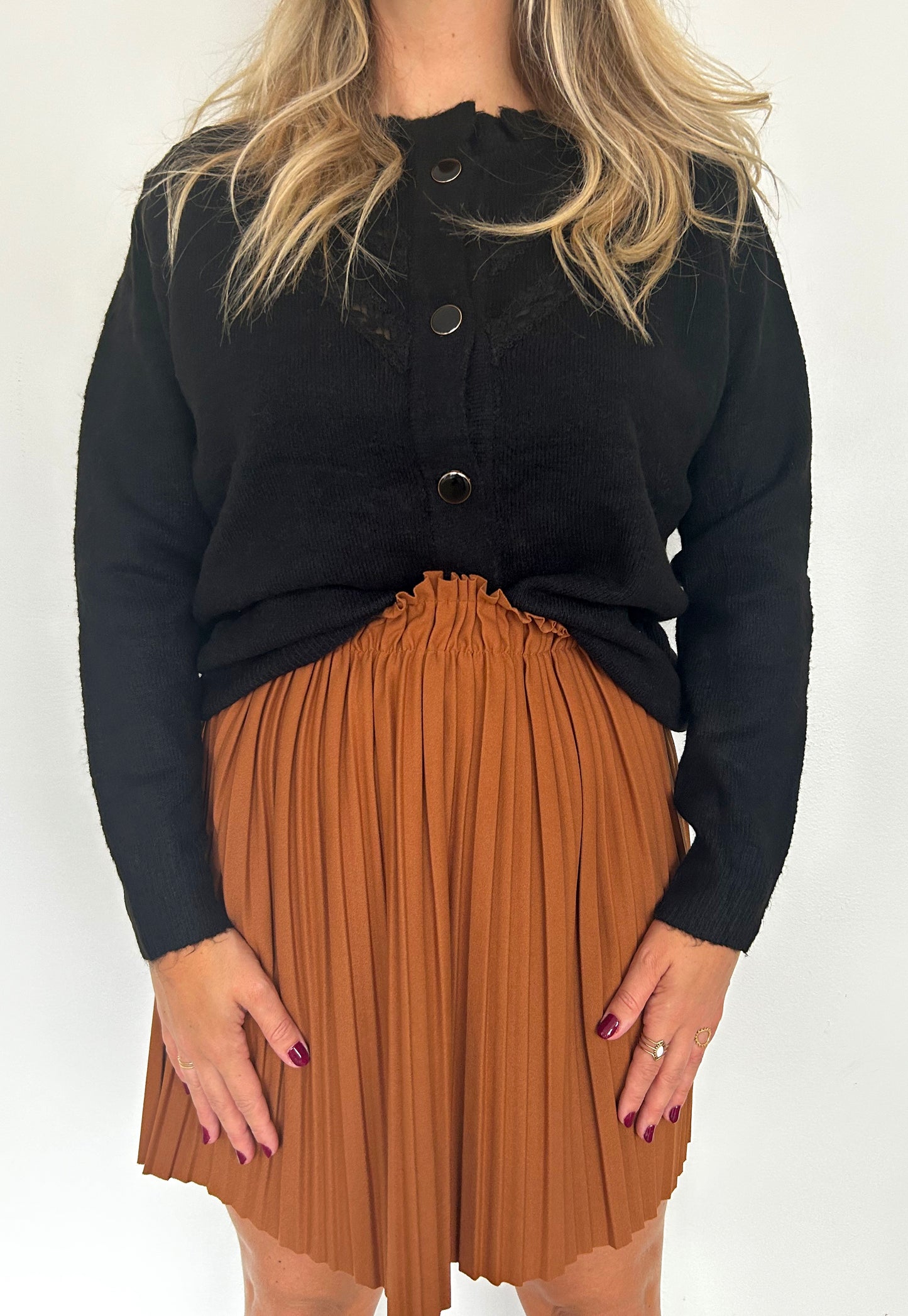 Sophia camel pleated skirts